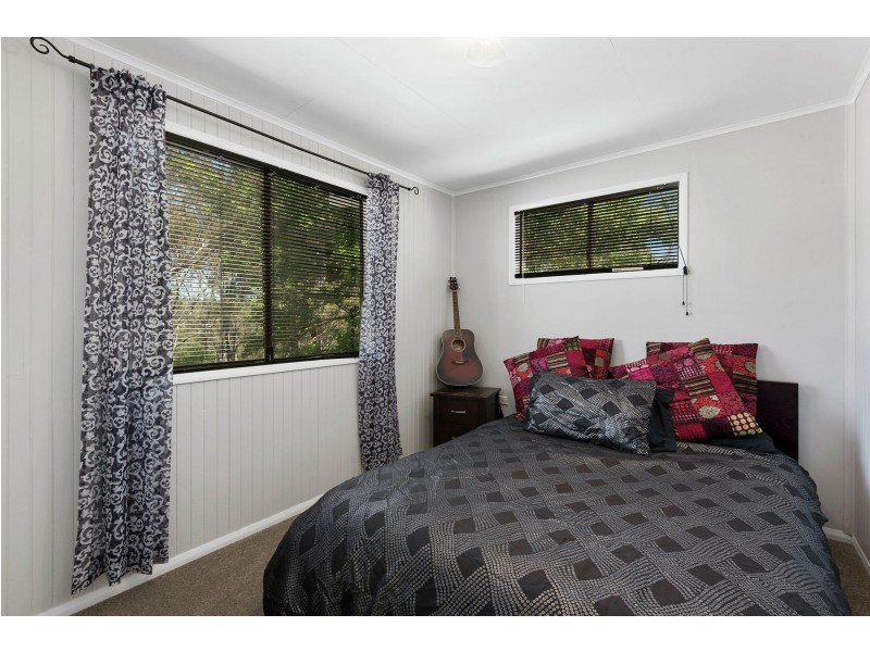 12574 New England Highway, Top Camp QLD 4350