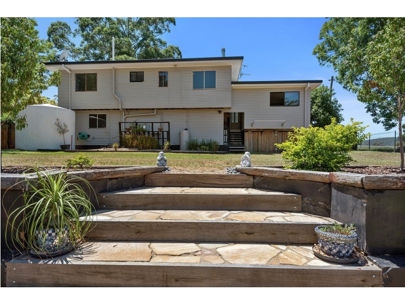 12574 New England Highway, Top Camp QLD 4350