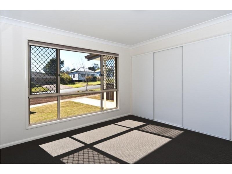 1/74 Ipswich Street, East Toowoomba QLD 4350