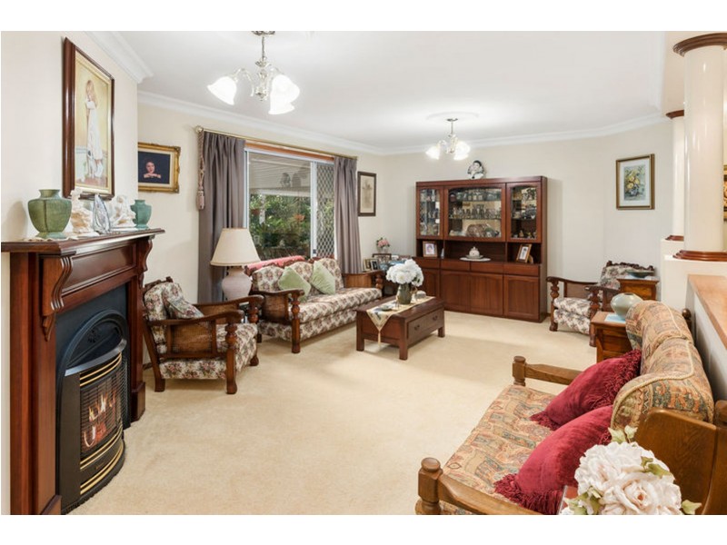 18 Sweetapple Crescent, Centenary Heights QLD 4350