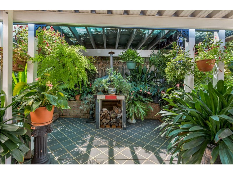 18 Sweetapple Crescent, Centenary Heights QLD 4350