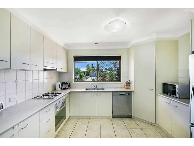 15 Moorina Drive, Harristown QLD 4350