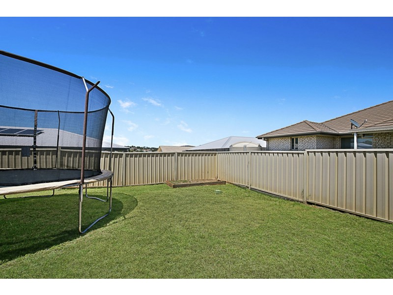 15 Moorina Drive, Harristown QLD 4350