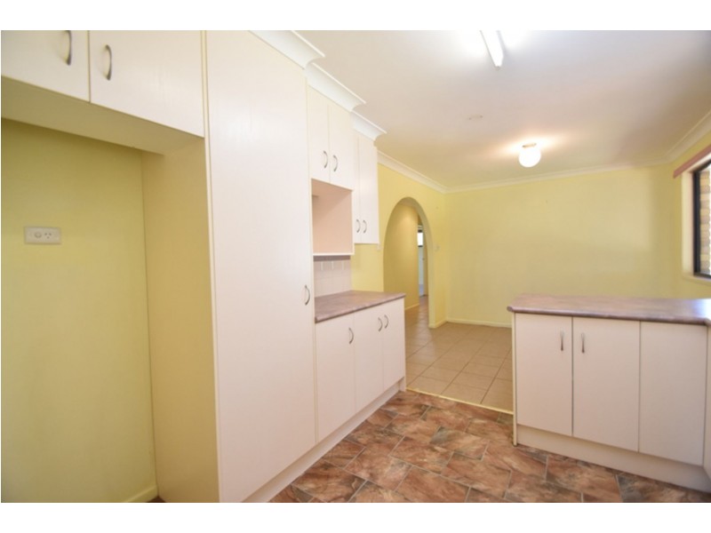 20 Damian Crescent, Kearneys Spring QLD 4350