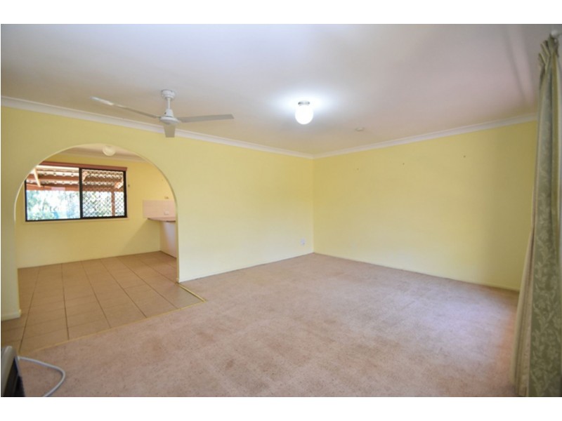 20 Damian Crescent, Kearneys Spring QLD 4350