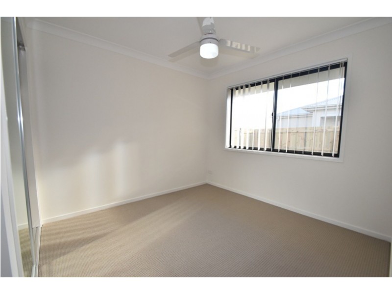 39 Mia Street, Wyreema QLD 4352