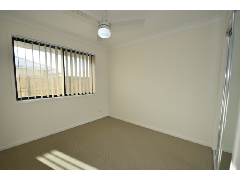 39 Mia Street, Wyreema QLD 4352
