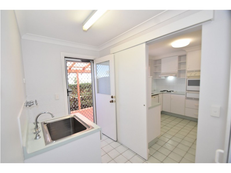 1/42 South Street, Rangeville QLD 4350