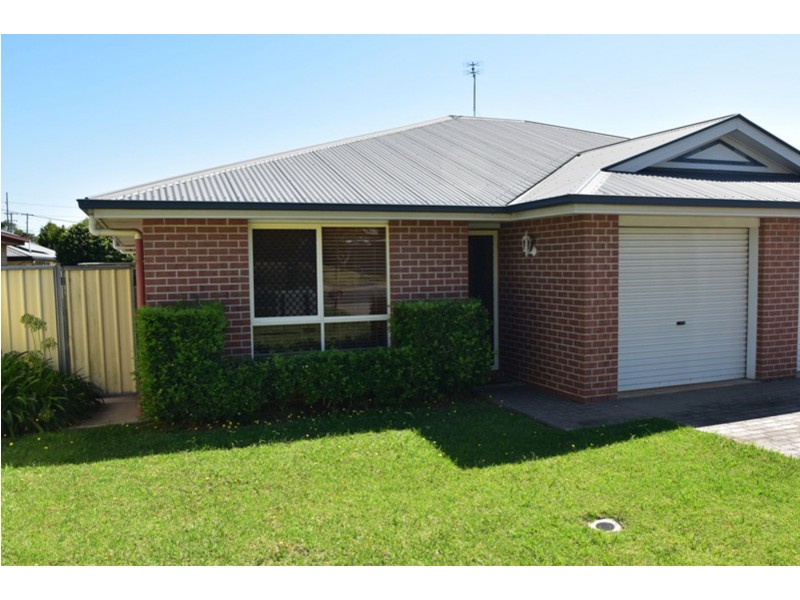1/25 Cortess Street, Kearneys Spring QLD 4350