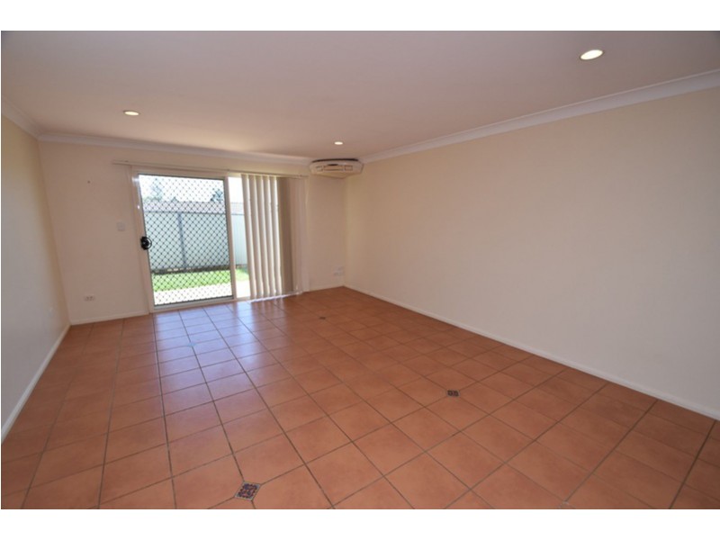 1/25 Cortess Street, Kearneys Spring QLD 4350