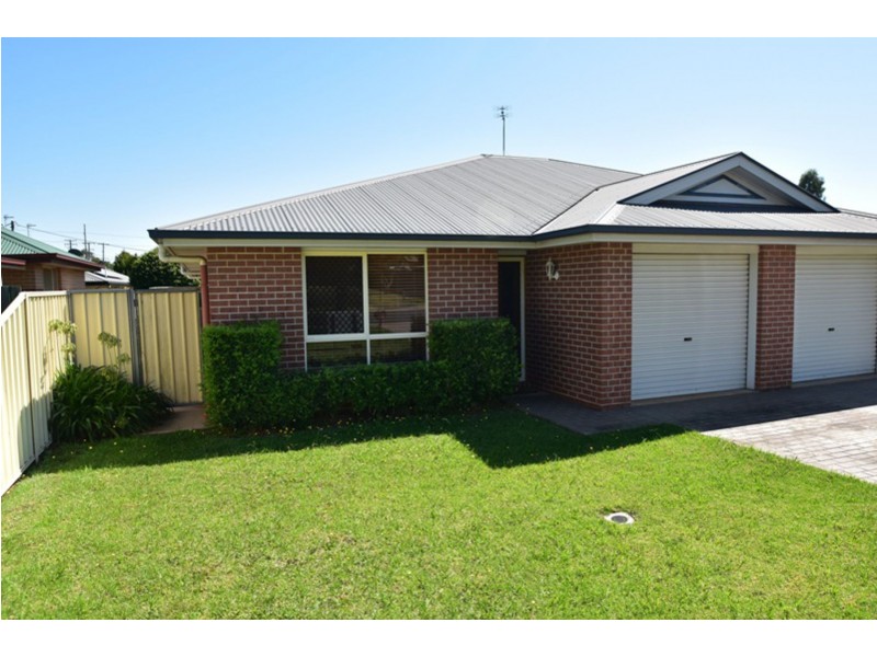 1/25 Cortess Street, Kearneys Spring QLD 4350