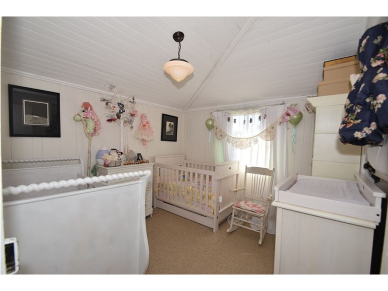 2 Laurel Lane, Toowoomba City QLD 4350