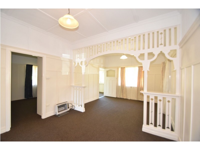 740 Ruthven Street, South Toowoomba QLD 4350