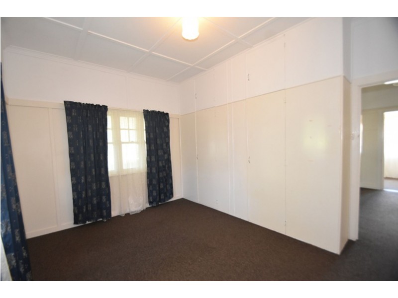 740 Ruthven Street, South Toowoomba QLD 4350