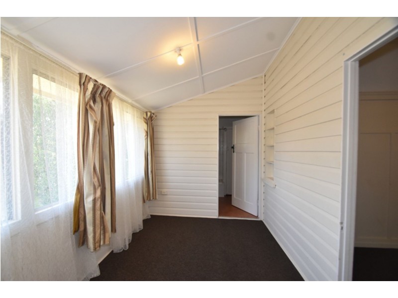 740 Ruthven Street, South Toowoomba QLD 4350