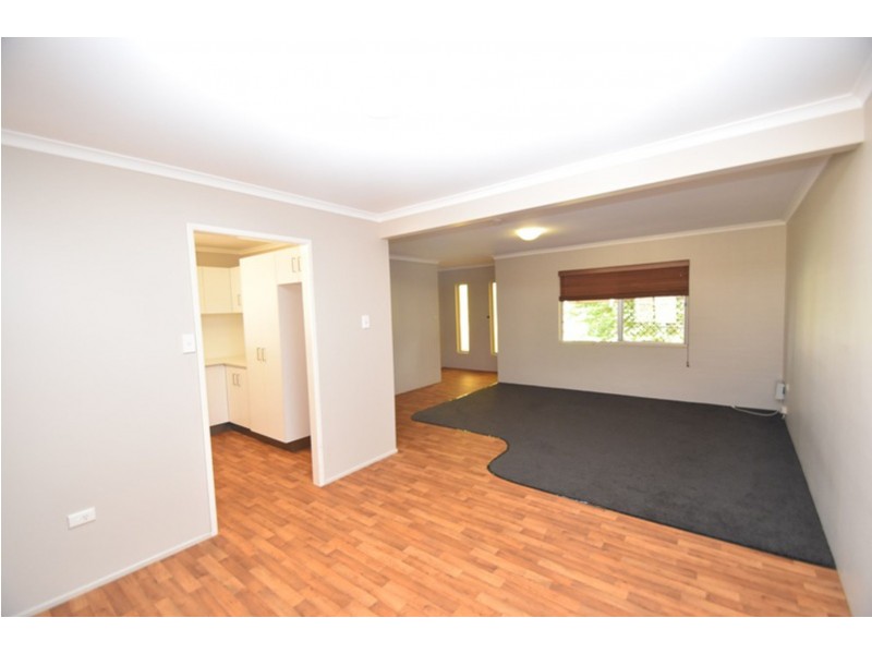 2/3 Pierce  Street, South Toowoomba QLD 4350