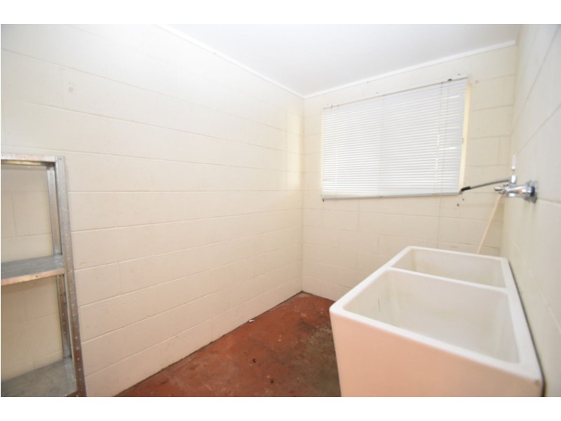 2/3 Pierce  Street, South Toowoomba QLD 4350