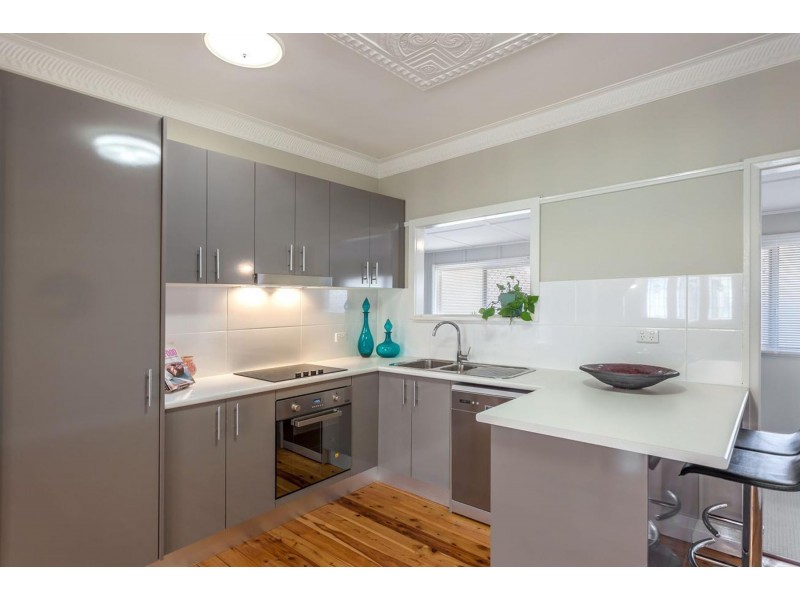 100 Water Street, South Toowoomba QLD 4350