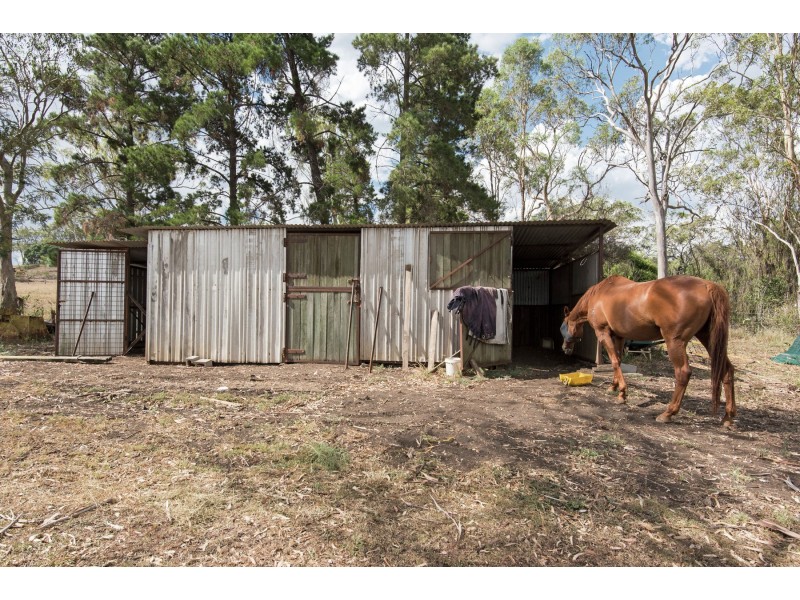 322 Hursley Road, Glenvale QLD 4350