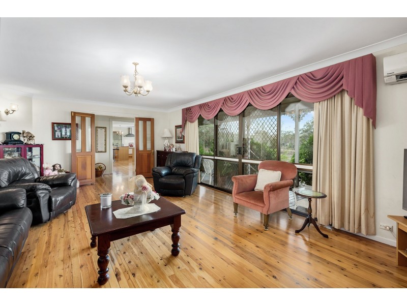 322 Hursley Road, Glenvale QLD 4350