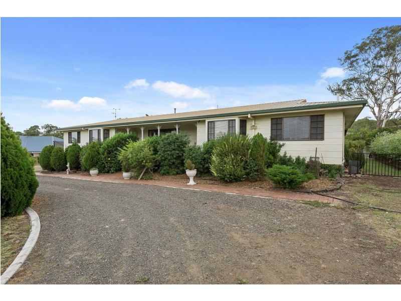 322 Hursley Road, Glenvale QLD 4350