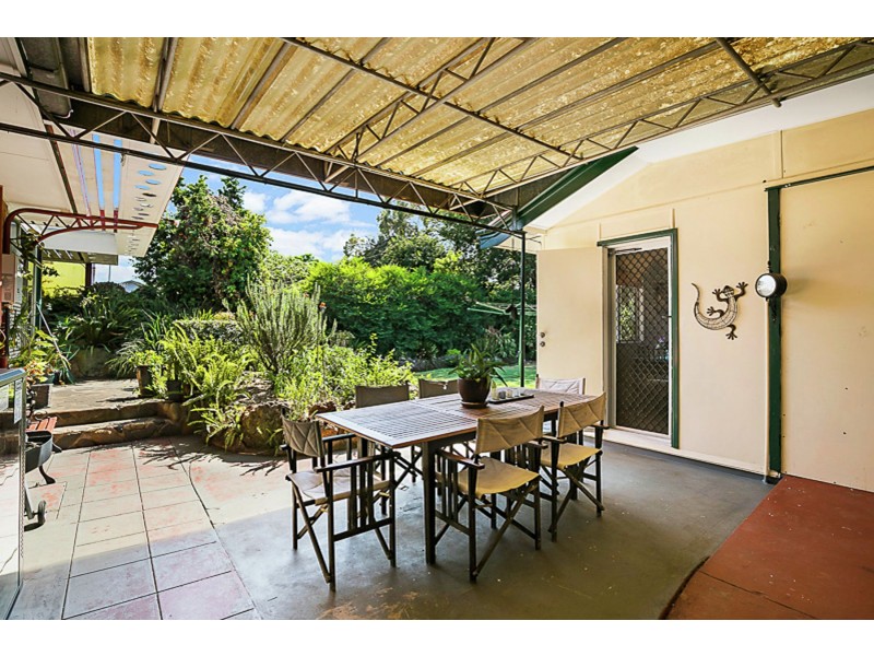 190 Ruthven Street, North Toowoomba QLD 4350