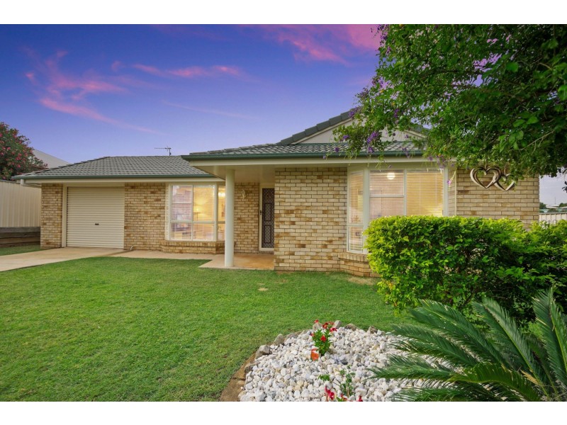 6 Kensington Court, Darling Heights QLD 4350