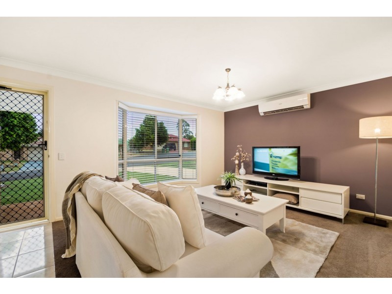 6 Kensington Court, Darling Heights QLD 4350