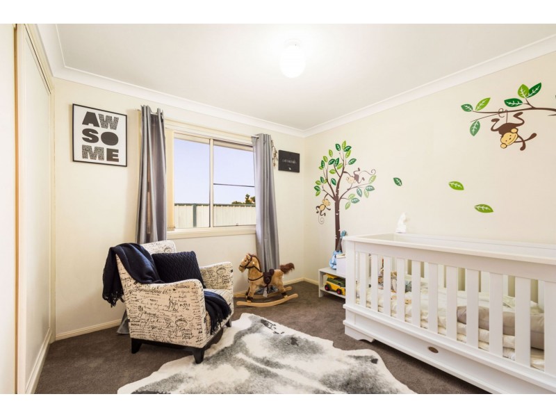 6 Kensington Court, Darling Heights QLD 4350