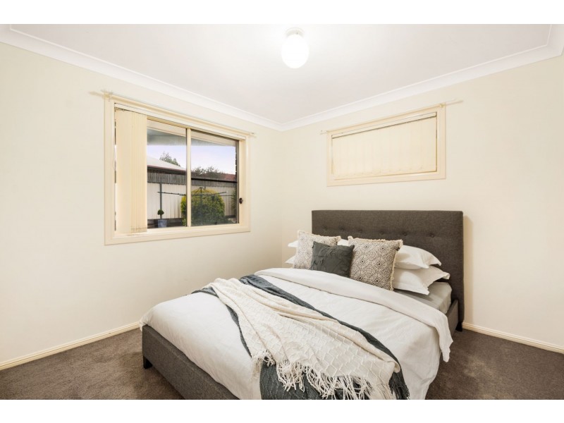 6 Kensington Court, Darling Heights QLD 4350