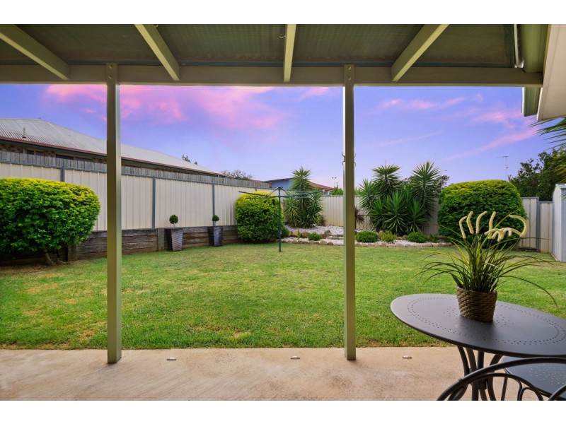 6 Kensington Court, Darling Heights QLD 4350