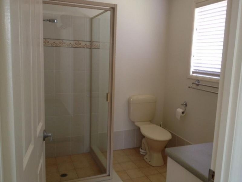 5 Olympus Court, Middle Ridge QLD 4350