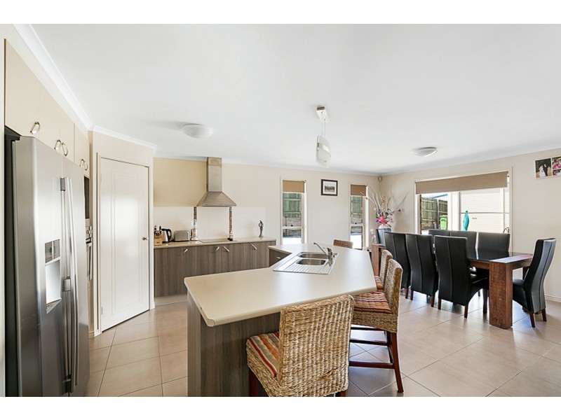 22 Shoesmith Road, Westbrook QLD 4350