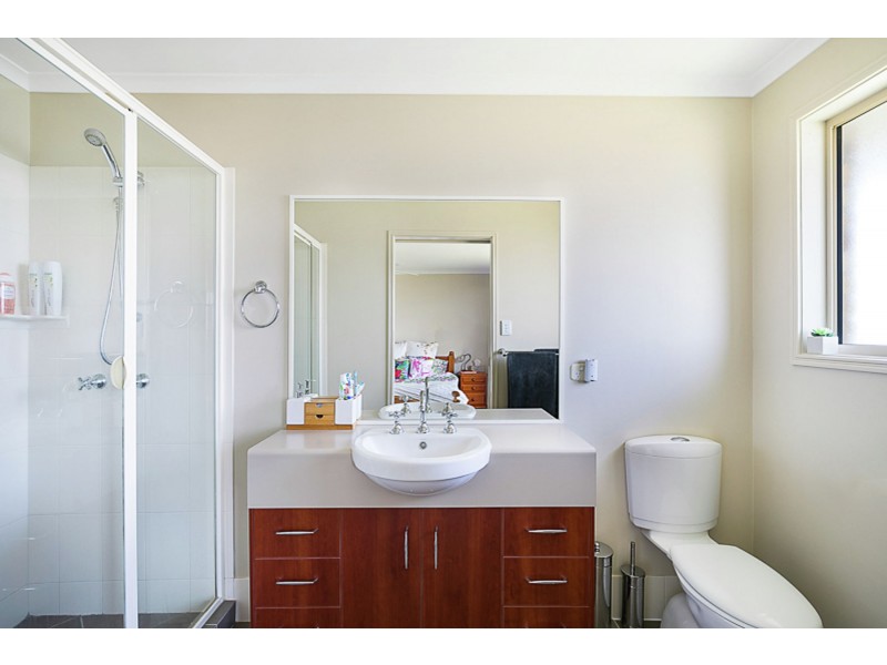 22 Shoesmith Road, Westbrook QLD 4350