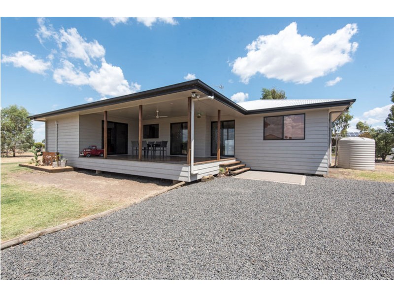 28 Millbrook Court, Dalby QLD 4405