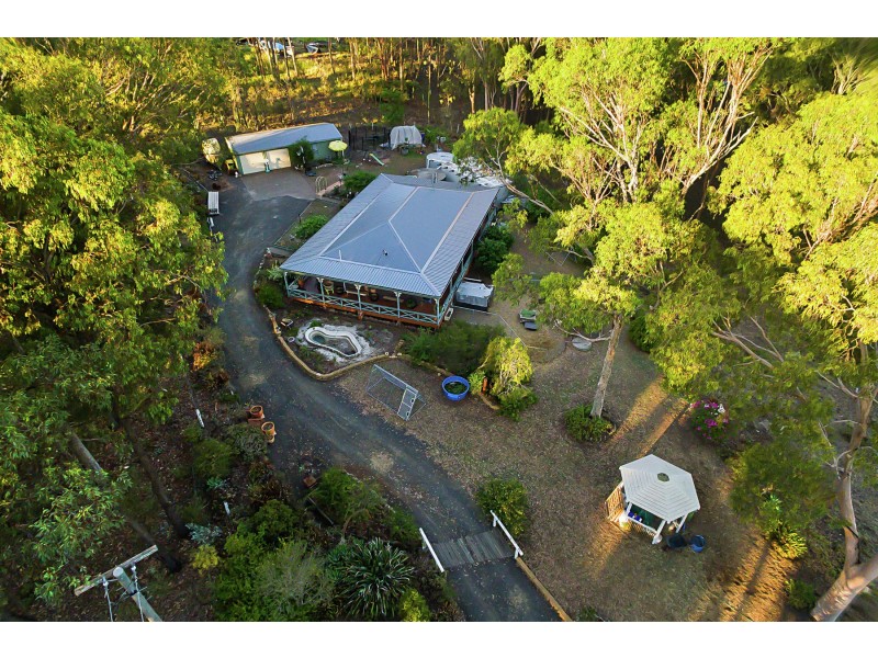 52 Barker Street, Goombungee QLD 4354