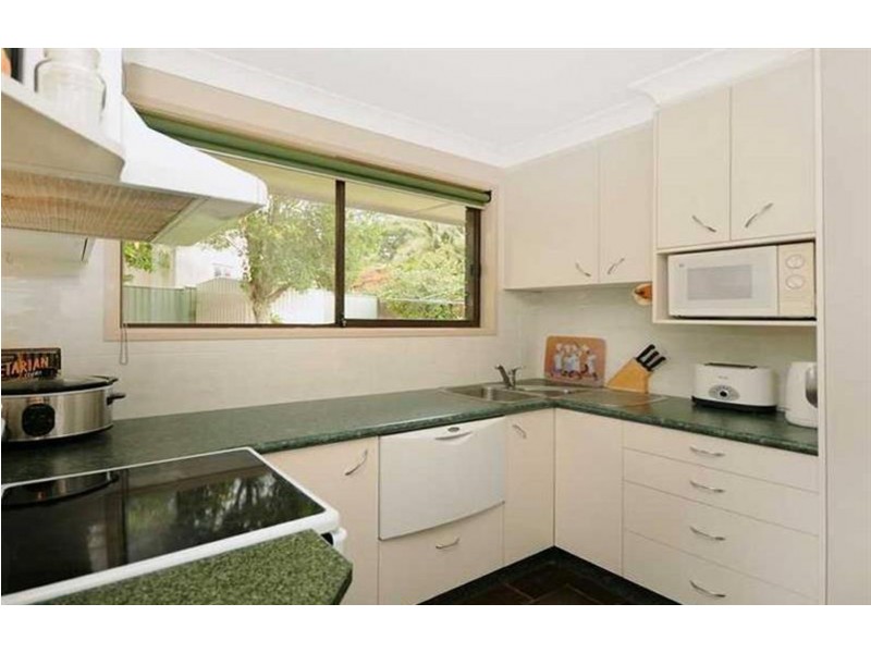 54B Stuart Street, Mount Lofty QLD 4350