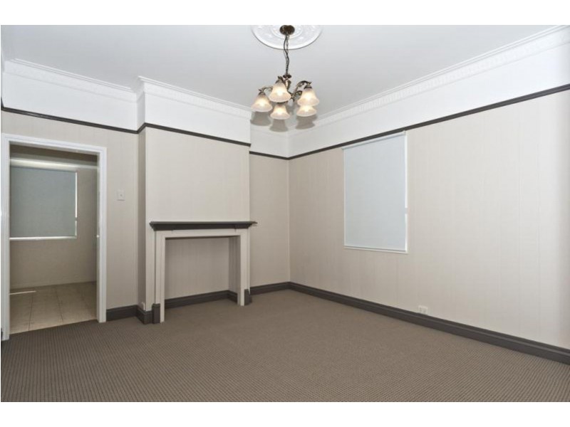 9 Kirk Street, Toowoomba City QLD 4350