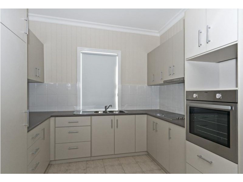 9 Kirk Street, Toowoomba City QLD 4350