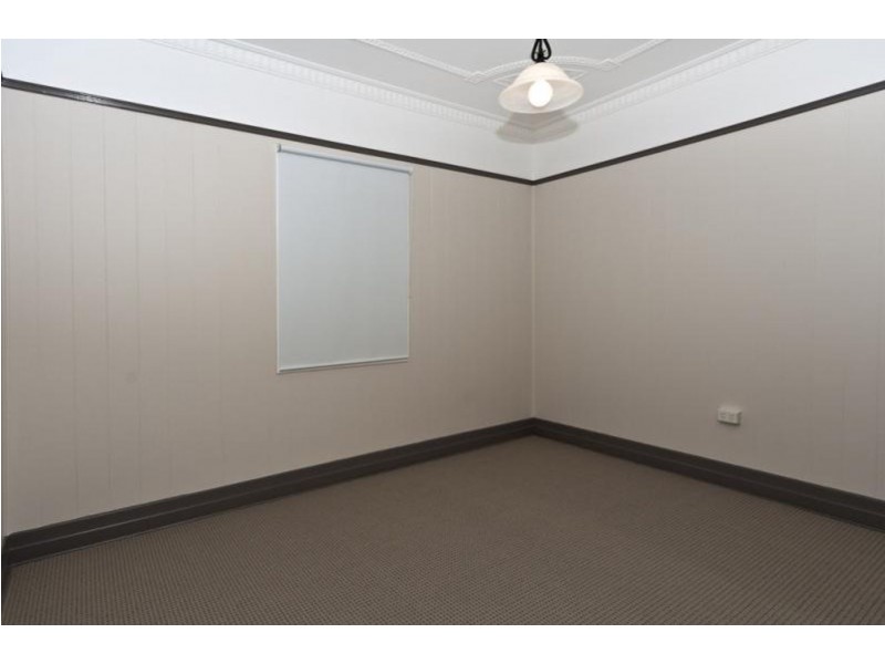 9 Kirk Street, Toowoomba City QLD 4350