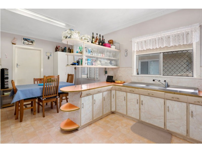 14 Rosina Street, Newtown QLD 4350