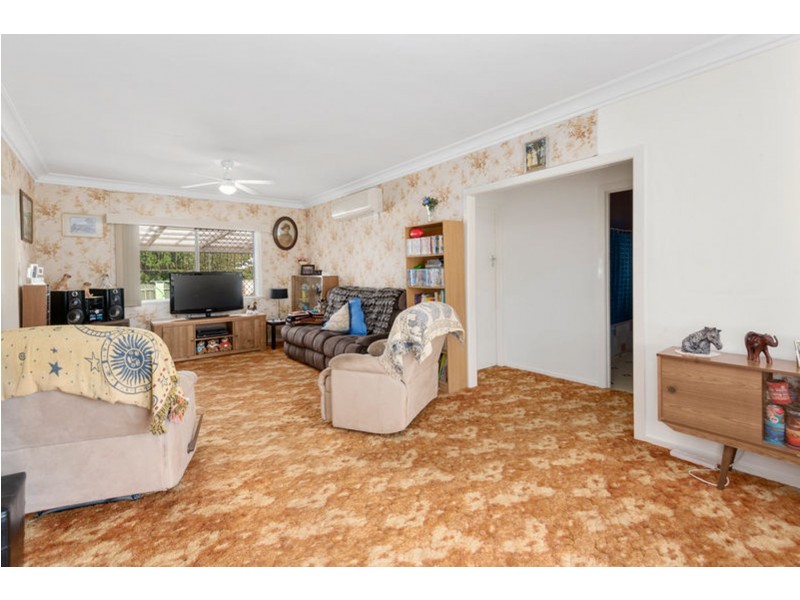 14 Rosina Street, Newtown QLD 4350