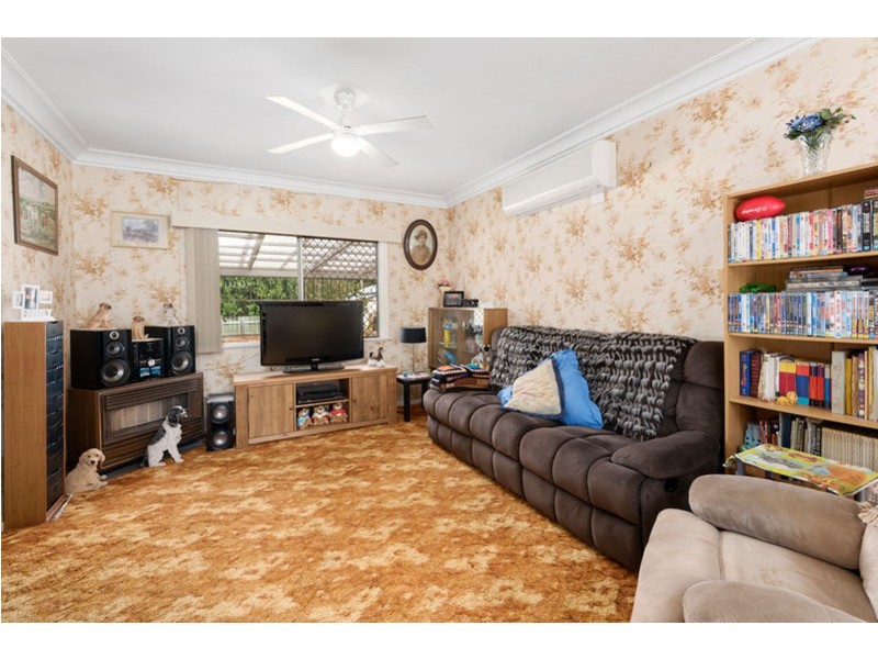 14 Rosina Street, Newtown QLD 4350