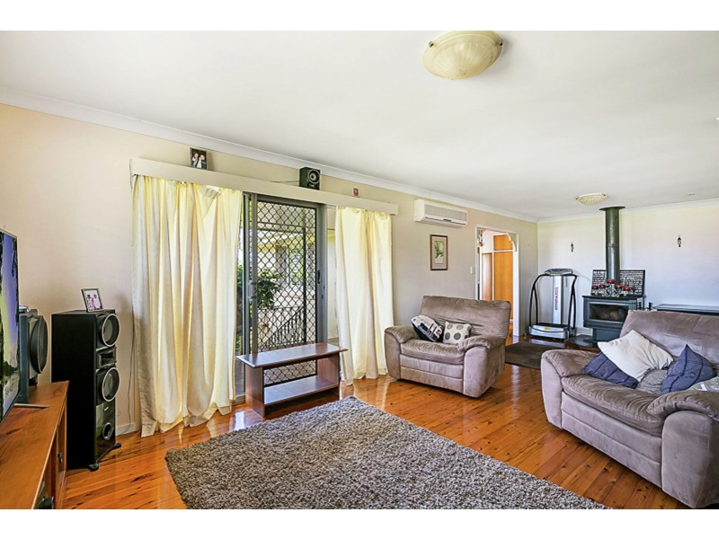 12 Rowbotham Street, Rangeville QLD 4350