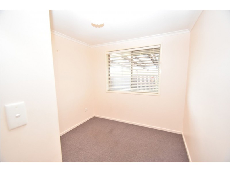 2/24 Chopin Street, Rockville QLD 4350