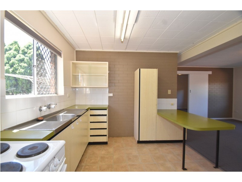 11/335 West Street, Harristown QLD 4350