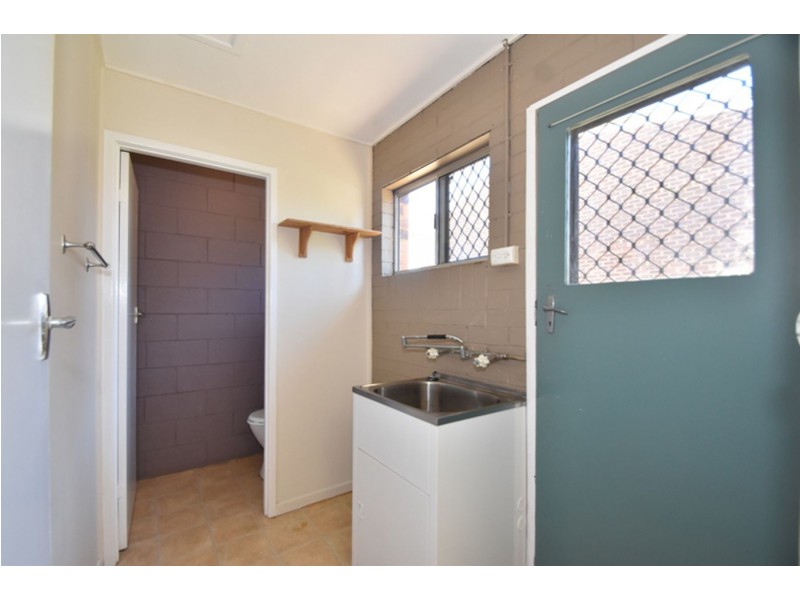 11/335 West Street, Harristown QLD 4350