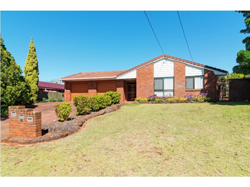 1/14 Ruth Street, Centenary Heights QLD 4350
