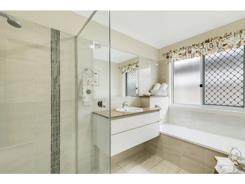 1/53A Luck Street, Drayton QLD 4350