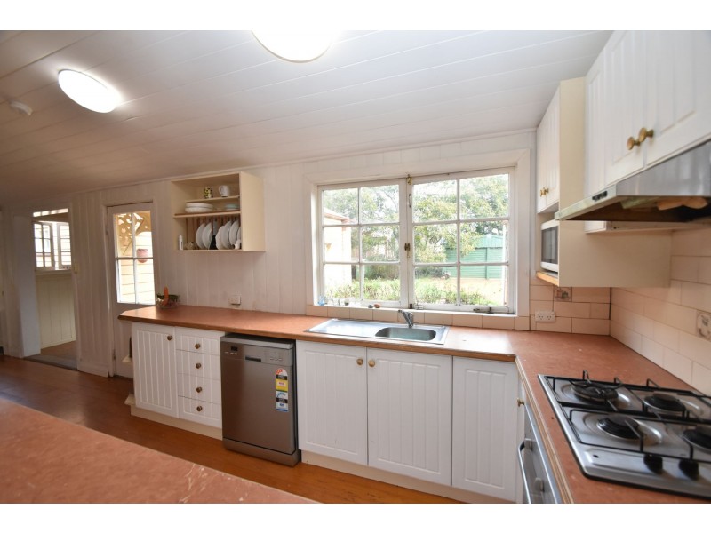 8 Norwood Street, Toowoomba City QLD 4350